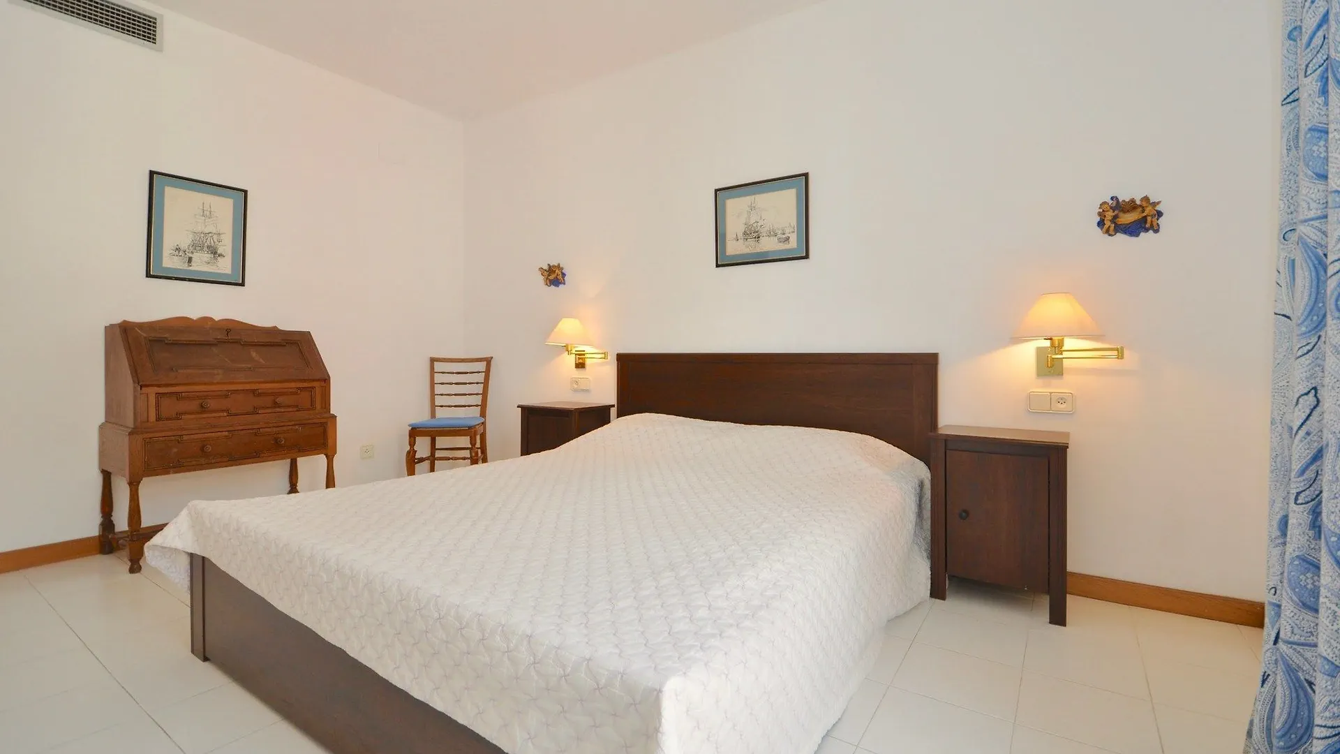 יורט דה מאר Pent-House Lloretholiday דירה